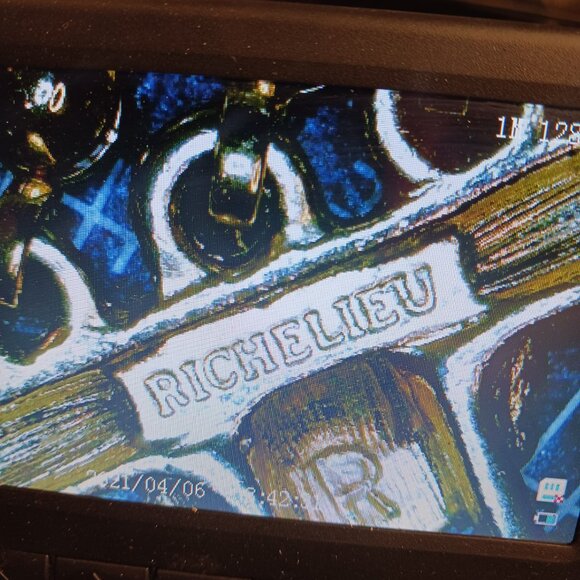 Richelieu Faux Pearl Bracelet - Picture 9 of 10